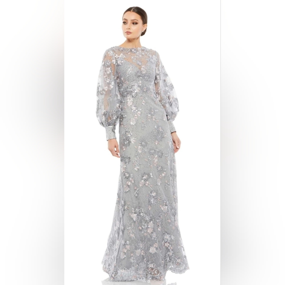 NWT Mac Duggal BrandSize 8 New Gray. Brand New